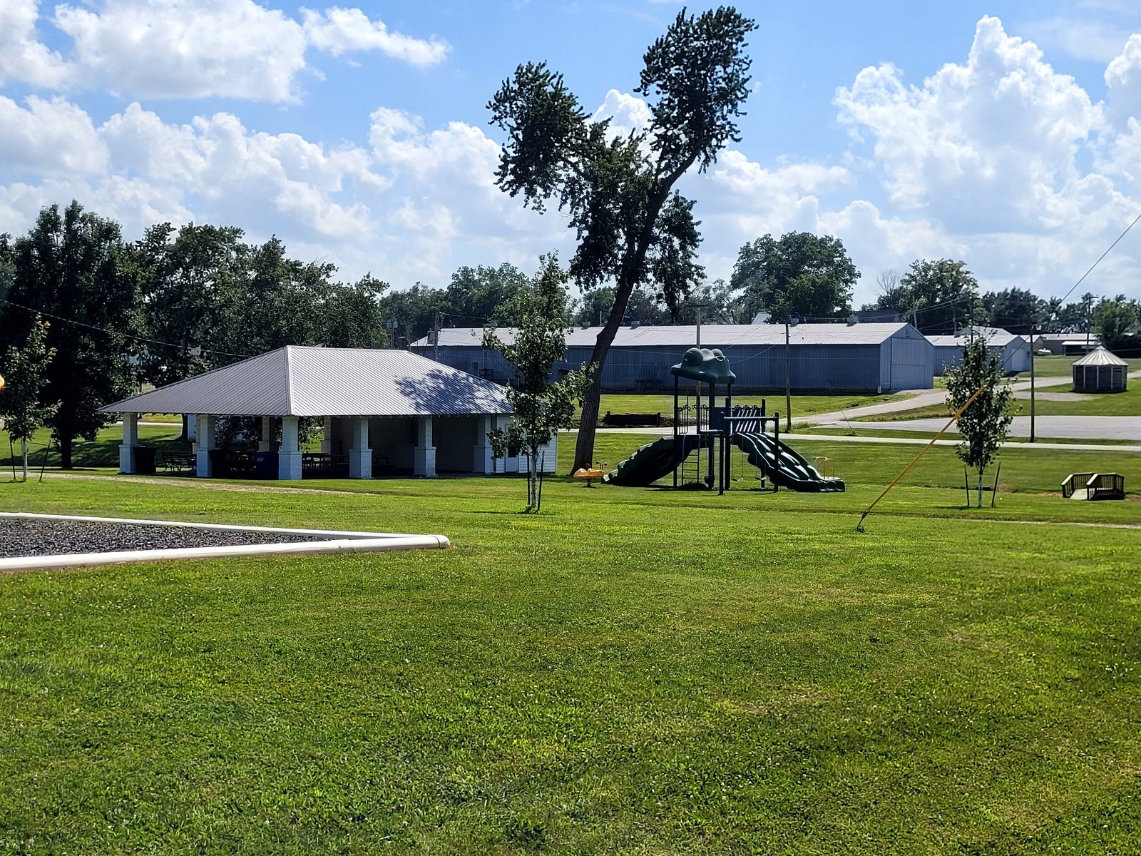 The pavilion at the Linneus city park